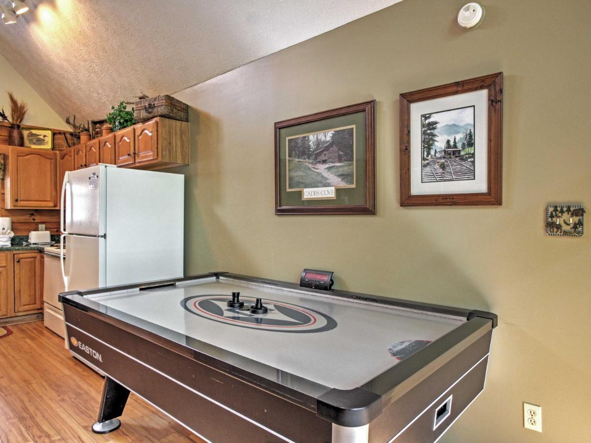 Idyllic Cabin With Hot Tub Less Than 2 Mi To Dollywood! Sevierville Dış mekan fotoğraf